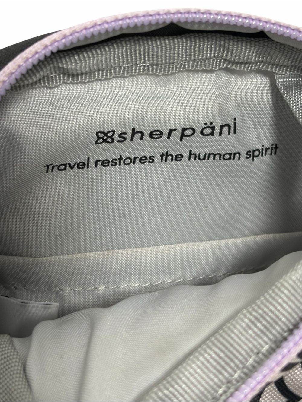 Sherpani Bloom Rouge Travel Mini Crossbody - NWOT - Picture 7 of 12